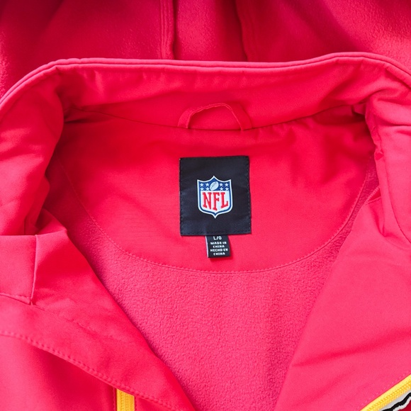 NFL SOFT SHELL KANSAS CITY CHIEFS COAT SIZE LARGE NEW WITH TAGS - Picture 2 of 5